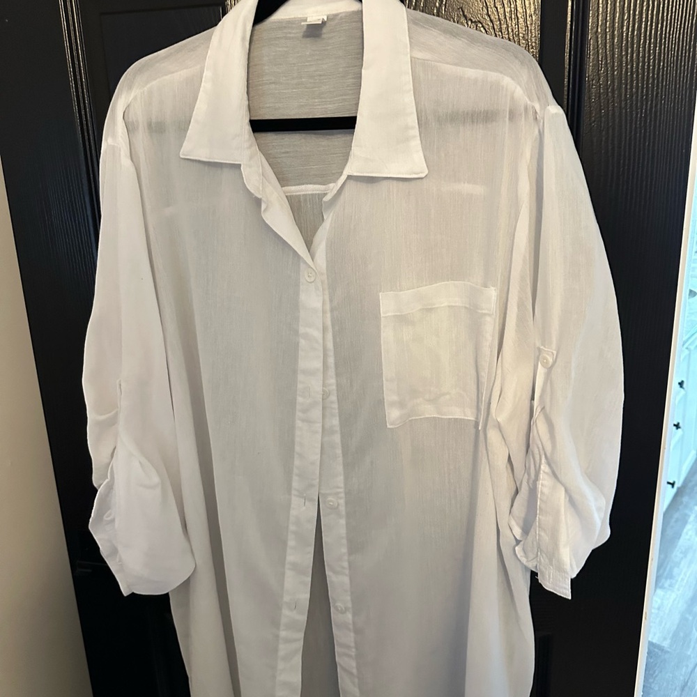 Chic White Women's Swim Coverup